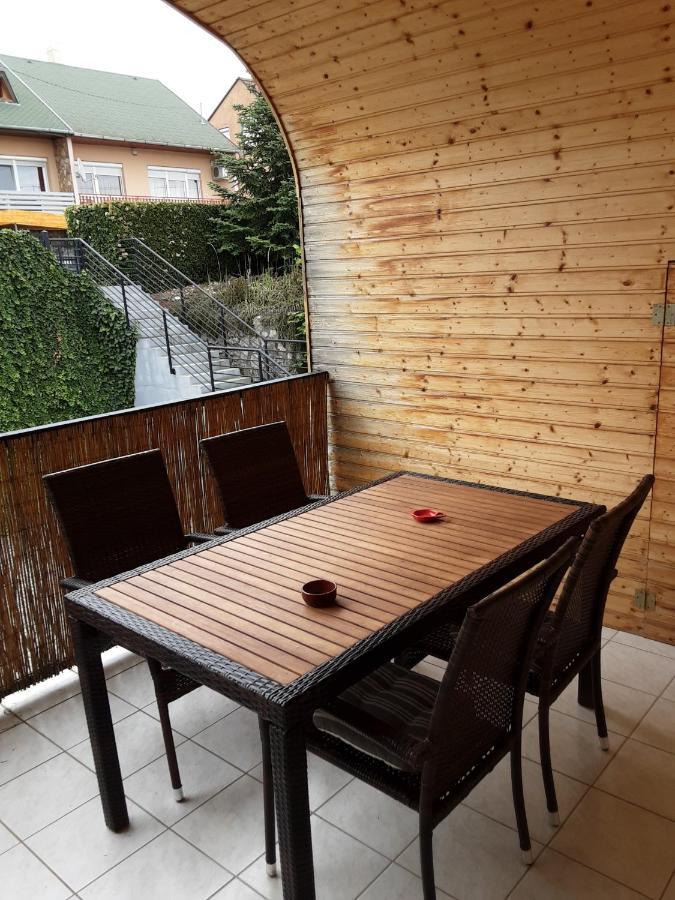 Jozefin Apartman Apartment Hévíz Екстериор снимка